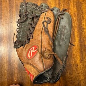 Rawlings Tan and Dark Brown Baseball Glove 12 inch D120PTB